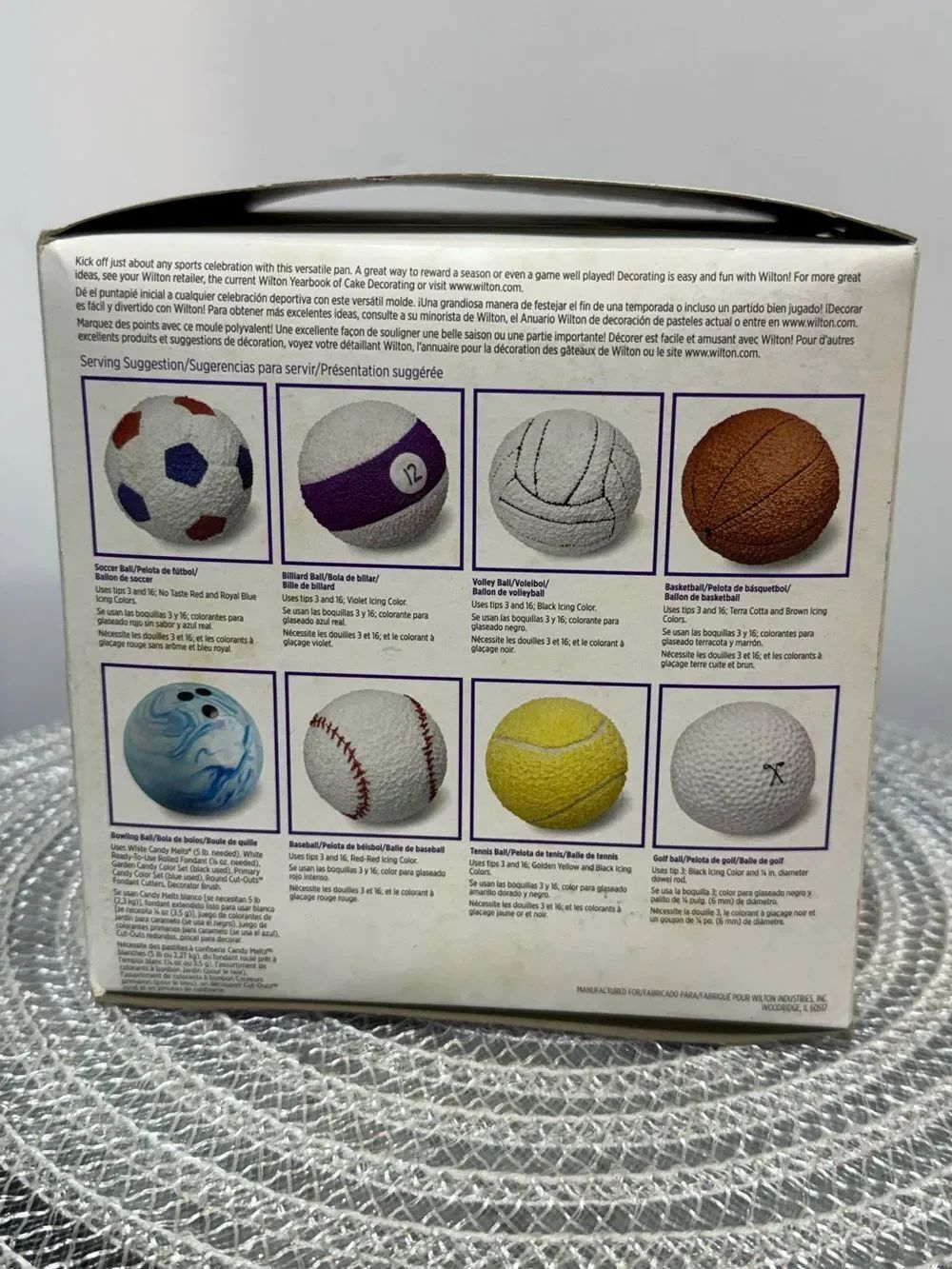Wilton 3-D Ball Pan Set NWT